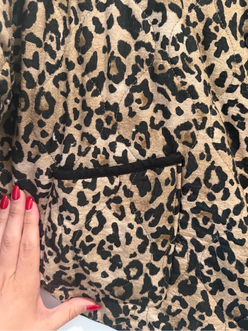 ZARA Leopard-Print Quilted Bomber Jacket in Tan and Black - Picture 3 of 6